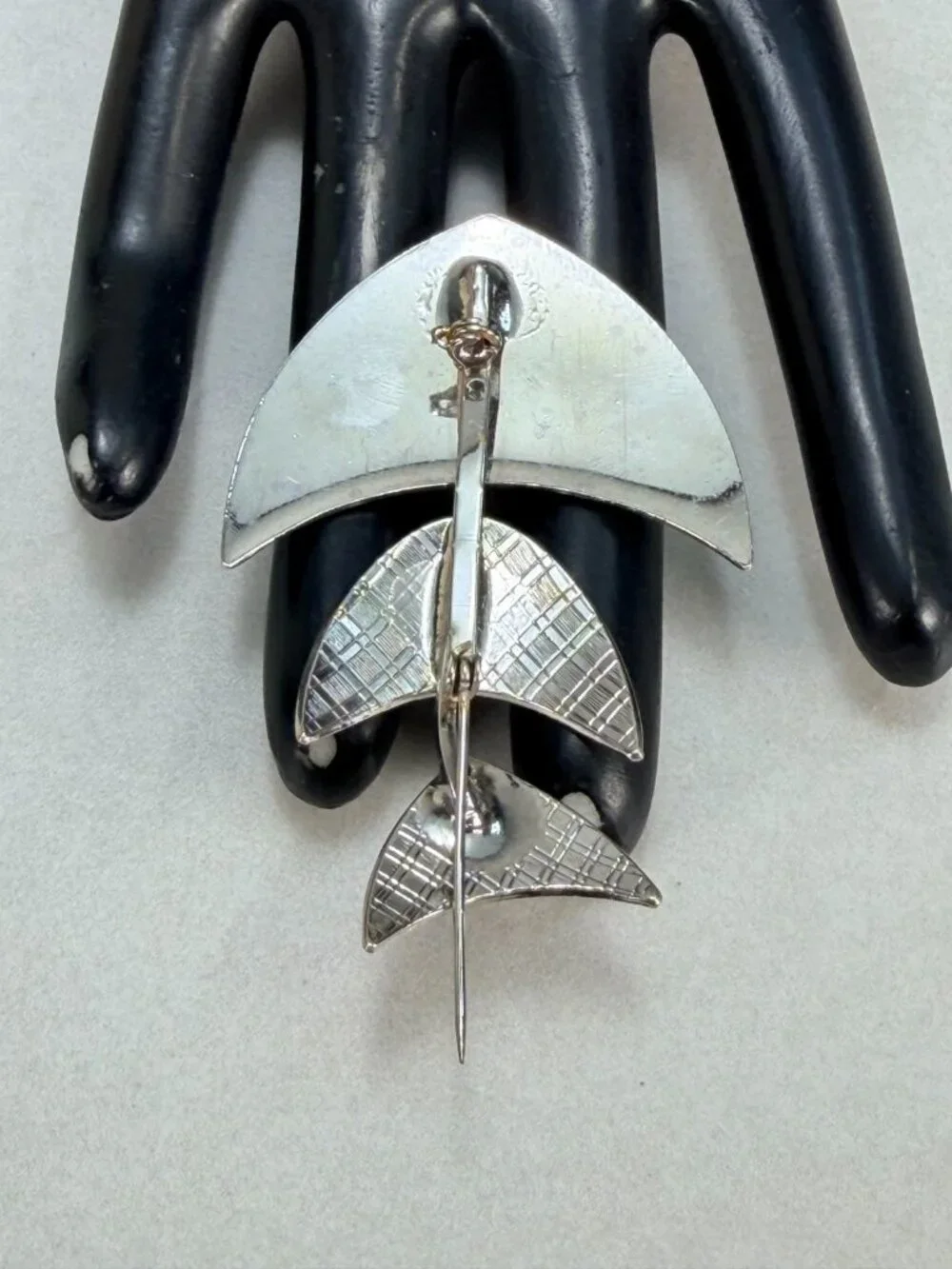 Vintage Modernist Silver Tone Fish Brooch Minimalist Abstract Figural Pin